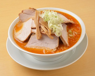 【宮城・仙台】長時間煮込んだ味わい深さに感動！味噌だれと豚骨スープのレボリューション