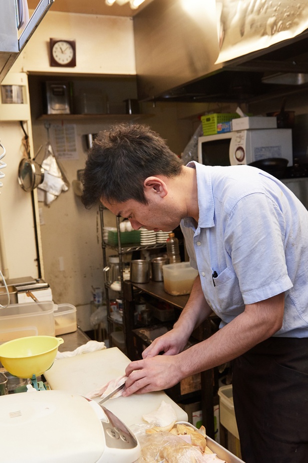 「⻄洋料理・麺 ヌイユ」店主の松井雅良さん
