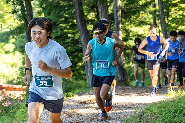 トレイルランニングは舗装されていない道を走る競技