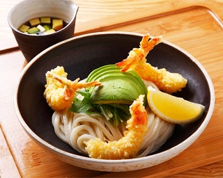 【福岡うどん愛】女性ウケ120%！六本松のオシャレな店で色彩豊かなぶっかけを食す