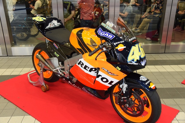 Honda RC211V(2003)