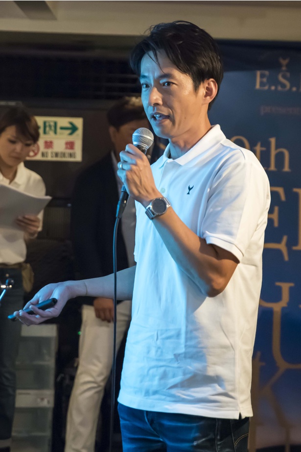「DAITO」の味や風味を力説する開発部部長・江口大介氏