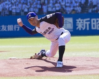 “ミスターサブマリン”渡辺俊介、始球式で里崎智也と4年ぶりバッテリー
