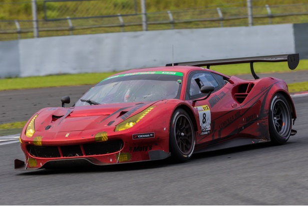10時間耐久レースを制した「ARN Ferrari 488 GT3」(永井宏明/佐々木孝太/銘苅翼 組)
