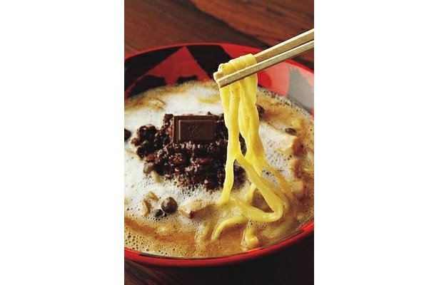 【写真】“チョコめし”ブームの火付け役｢味噌ガーナ｣(850円)