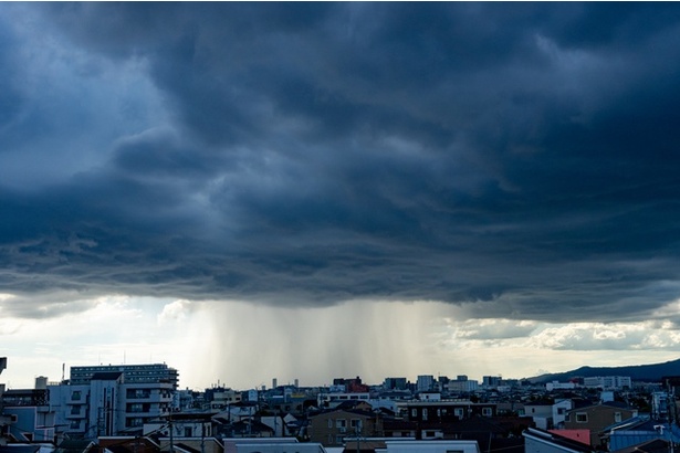 ゲリラ豪雨に要注意！公式からの発表はチェックしておこう