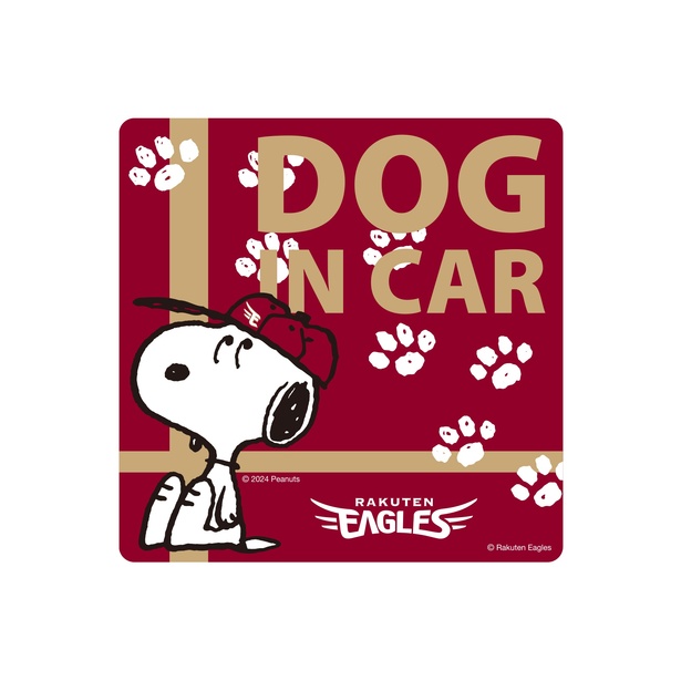 東北楽天ゴールデンイーグルスカラーの「DOG IN CAR」