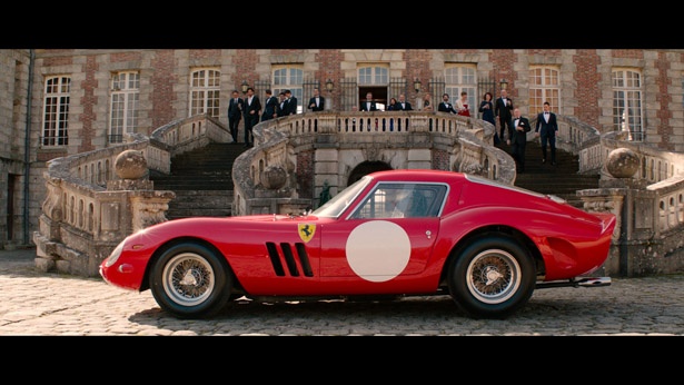【写真を見る】撮影のために作られたフェラーリ250GTO