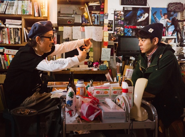 大根監督の編集部映画には欠かせないリリー・フランキーも登場