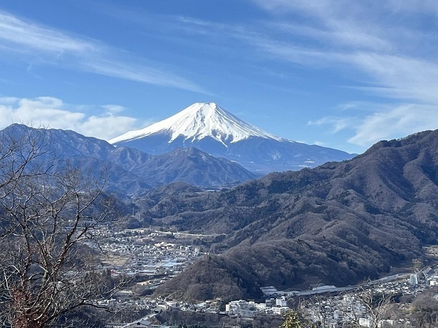 岩殿山