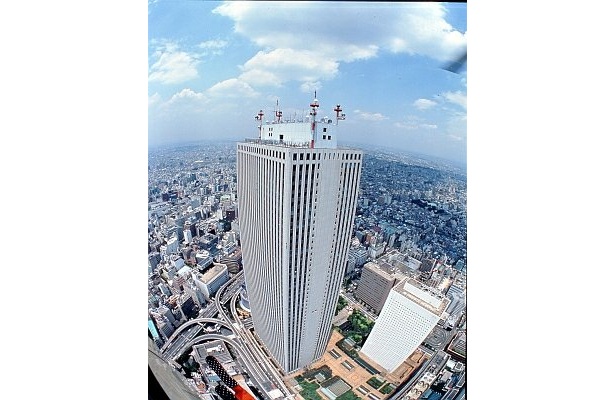 絶景のヒミツは、周囲に視界を遮る建物がないこと