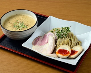 【大阪】まるで洋食！「飯田家」の野菜たっぷりクリーミーなつけ麺