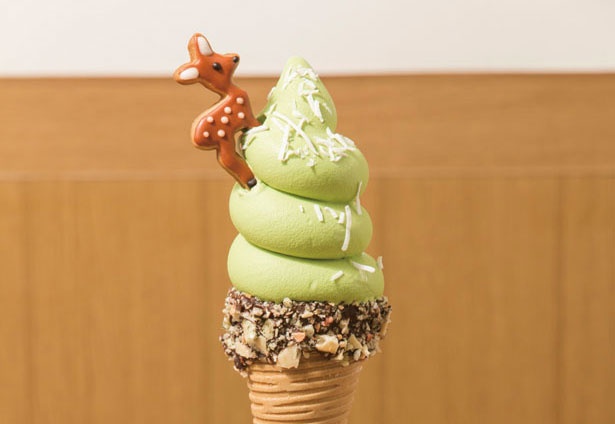 「ナラッドソフトクリーム 大和茶ソフト」(450円)/カフェ エトランジェ・ナラッド