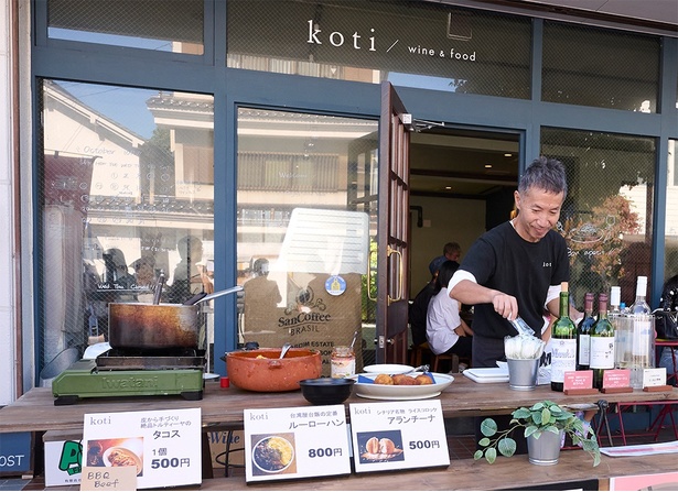 「開店してまだ2年のお店なので、ゆっくりとワインと食事を楽しめるお店として定着させていきたい」と語ってくれたオーナーの清水さん