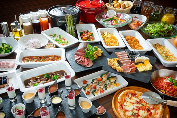 朝食は和洋ブッフェ形式