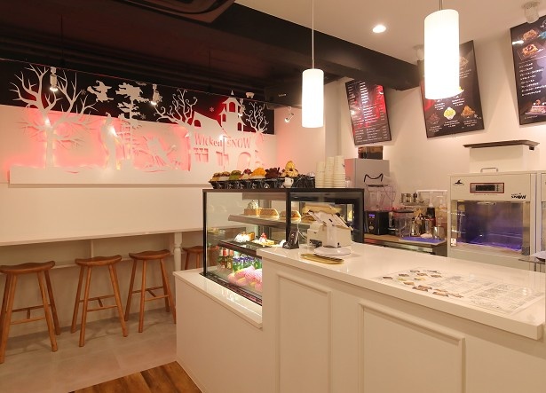 可愛らしい店内ではフォトジェニックなかき氷が楽しめる