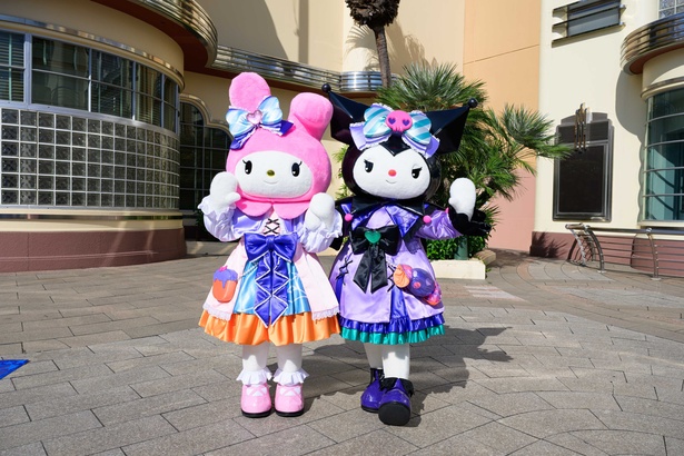 マイメロディ&クロミもハロウィーン限定衣装に。アメ形ポシェットなど細部までキュート