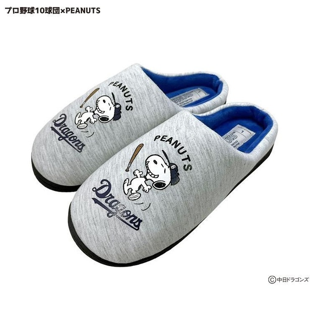 「レディースサンダル(PEANUTS×中日ドラゴンズ)」(2420円) 