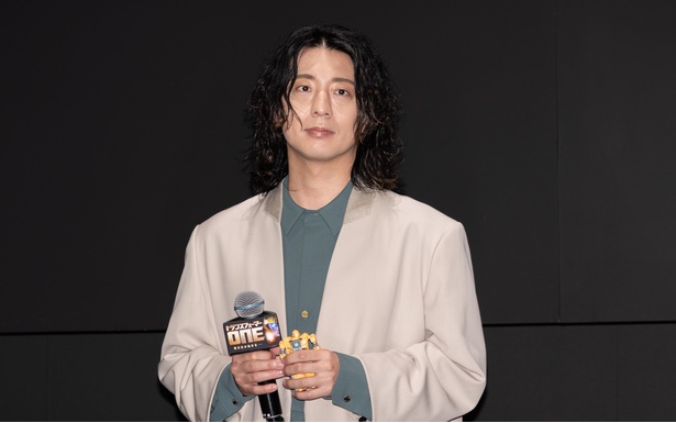 木村良平は“よくしゃべる”バンブルビーに、「汗だくになりました」