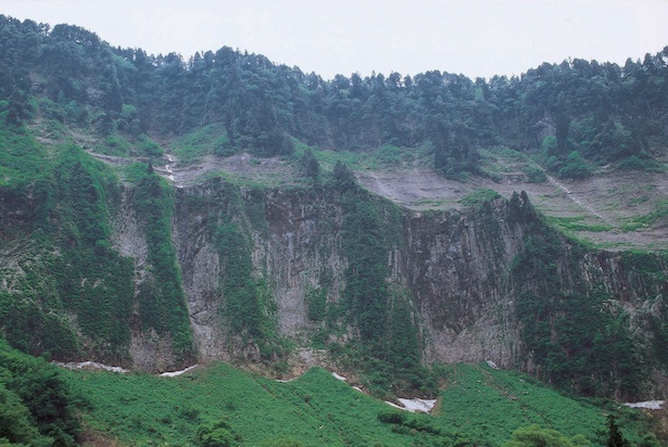 悪城(あくしろ)の壁