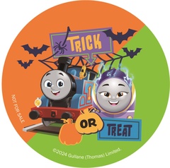 トーマスとパーシーのわくわくライド乗車後に、ハロウィン限定ステッカーをプレゼント