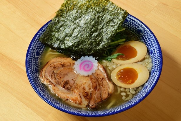 マグロ エビ アサリ スープにこだわる魚介系ラーメン8選 ウォーカープラス