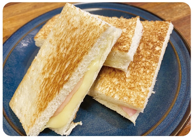 ハムとチーズの焼きサンド