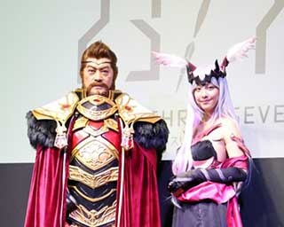 松平健＆グラドル本郷杏奈がTGS2017の本格RPGでコスプレ披露