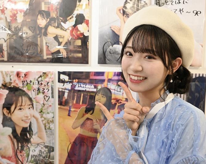 AKB48山内瑞葵1st写真集のパネル展が開催！重版も決定！「自分の写真が飾られているのを見て夢のようでした」