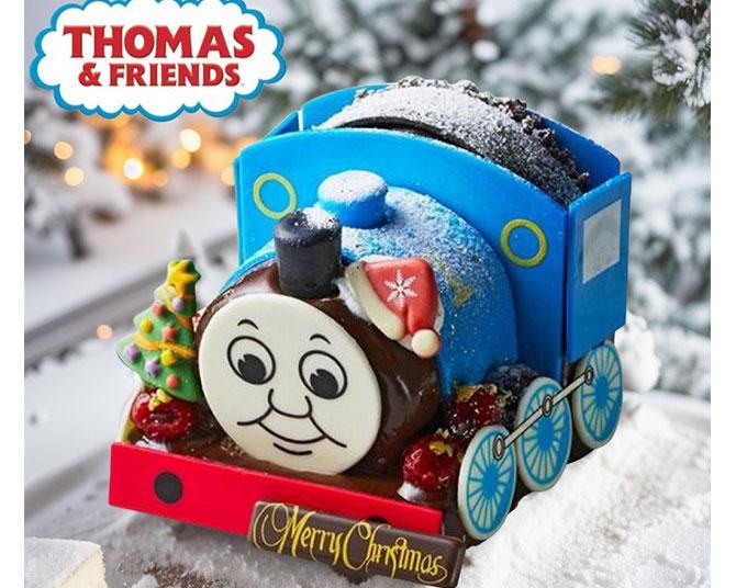 今にも動き出しそうな「トーマスクリスマスケーキ」が予約開始！キッズ大興奮の限定ケーキ、中身をチェック