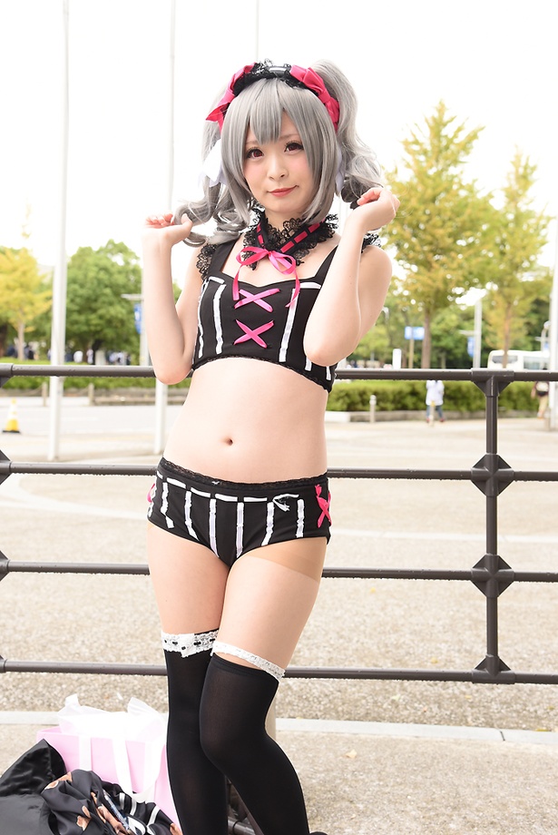 「アイドルマスター シンデレラガールズ」の神崎蘭子に扮する ももせみくるさん
