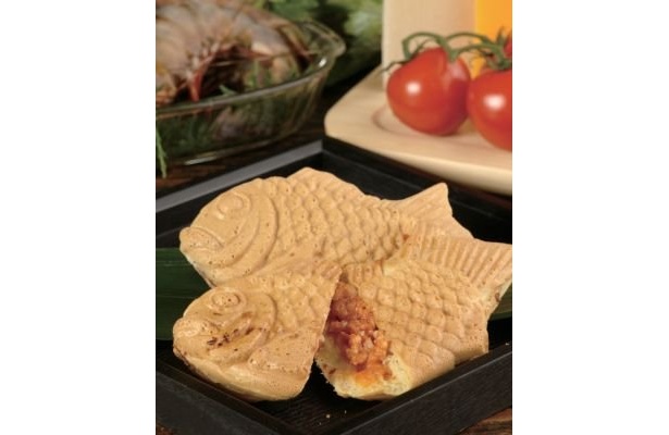 ｢鯛焼きリゾット｣(230円)のトマトソース味