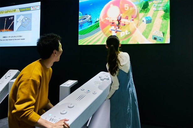 【写真】コントローラーが大きくなって、お馴染みのゲームが新しい遊びに!?