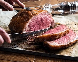 フォトジェ肉で話題の“肉カフェ”ニクの日に都内2号店OPEN