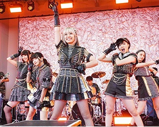 チケット即売「ベイビーレイズJAPAN」野外ワンマンファイナルライブレポート