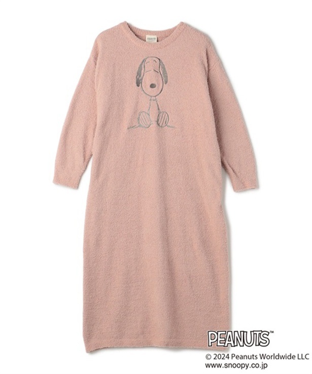 「もこもこルームウェアワンピース(ピンク)」(7480円)