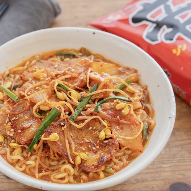 「デジポックム辛ラーメン」