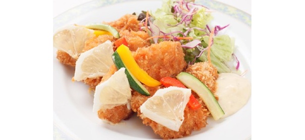 「赤れんが」の「赤レンガ風チキン南蛮」（750円）