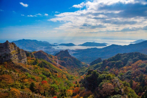 1年を通して様々な山の景色が楽しめる／寒霞渓