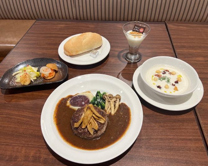 2000円でおつりがくる!?特別な日もそうでない日も食べたくなるガストの「至福のフレンチコース」が満足過ぎた！