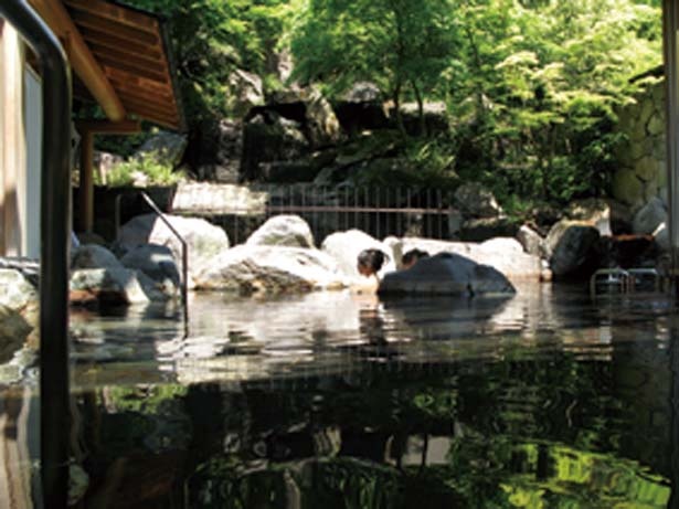 京都御所をイメージした優美な湯/御所の湯