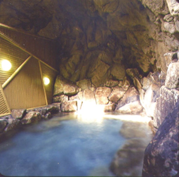 城崎温泉のシンボル的な外湯/一の湯