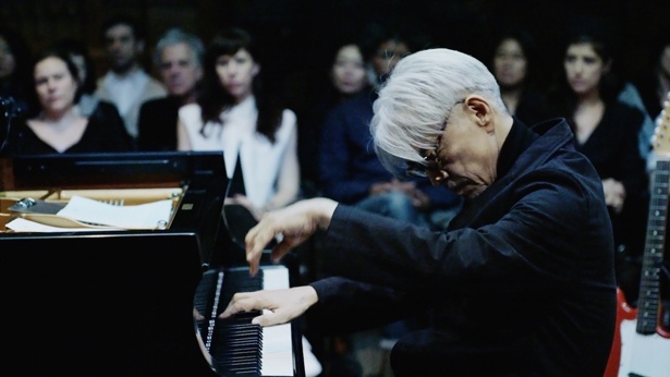 坂本龍一のニューヨークライブが日本の映画館で公開決定