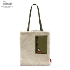 「A4 ボアトート(アイボリー)」(4950円)