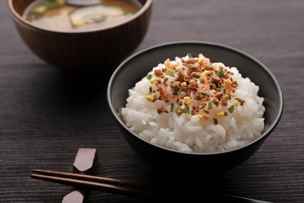 温かいご飯にかけて召し上がれ
