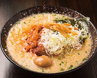 【東京・京成立石】こってり背脂スープに特大トロトロ肉が鎮座！