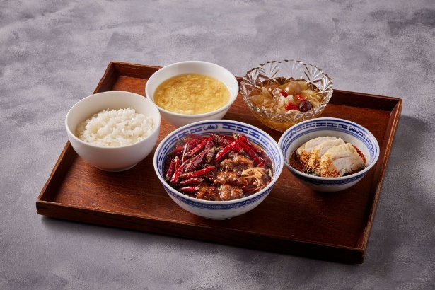水煮牛肉定食