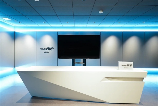 REJECT本社内のコミュニティスペース「REJECT HUB Presented by Sony」