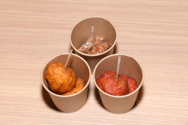 「ころから」レギュラー／レッドと、市販のからあげを食べ比べ