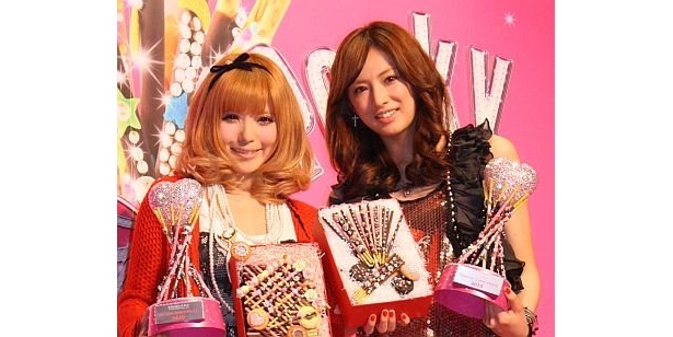 北川さんと益若さん